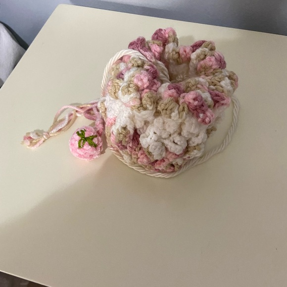 Handmade Crochet bags. 100 %. Authentic designs done by grandma - Picture 3 of 8